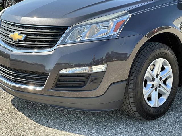 Used 2015 Chevrolet Traverse LS FWD image 7