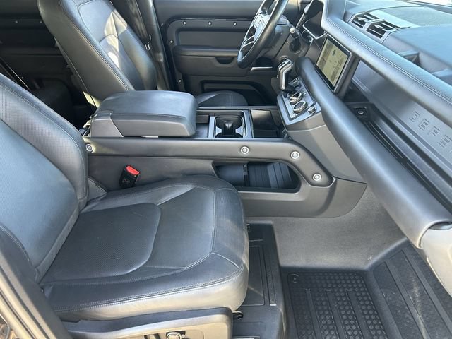 Used 2023 Land Rover Defender 110 X-Dynamic SE AWD/4WD image 12