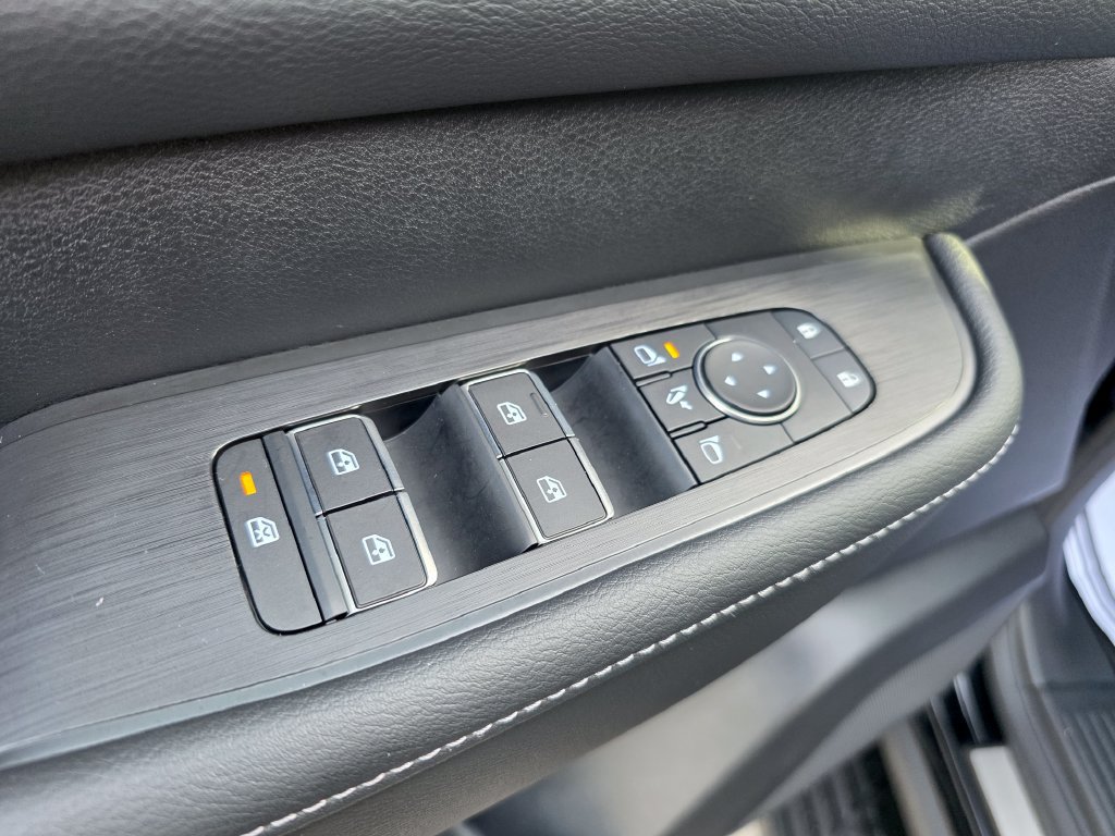 Certified 2026 Nissan Armada Platinum AWD/4WD image 19