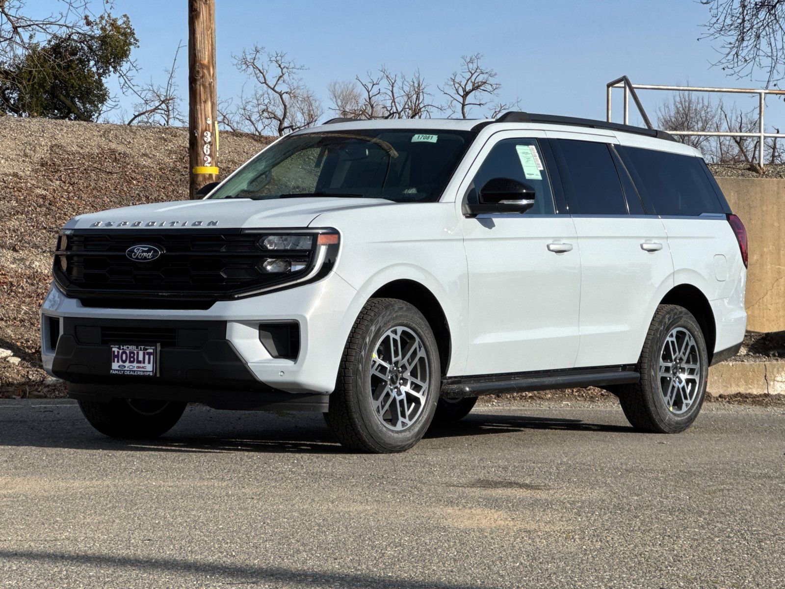 New 2026 Ford Expedition Active image 7