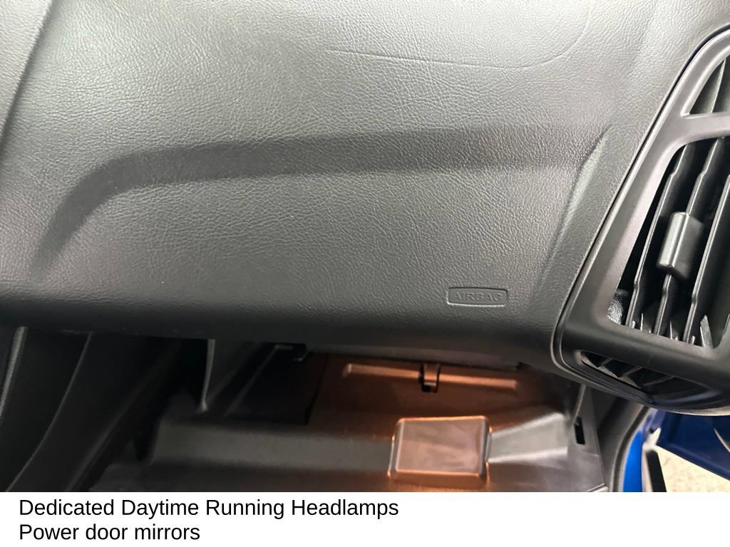 Used 2018 Ford Focus SE w/ SE Appearance Package FWD image 22