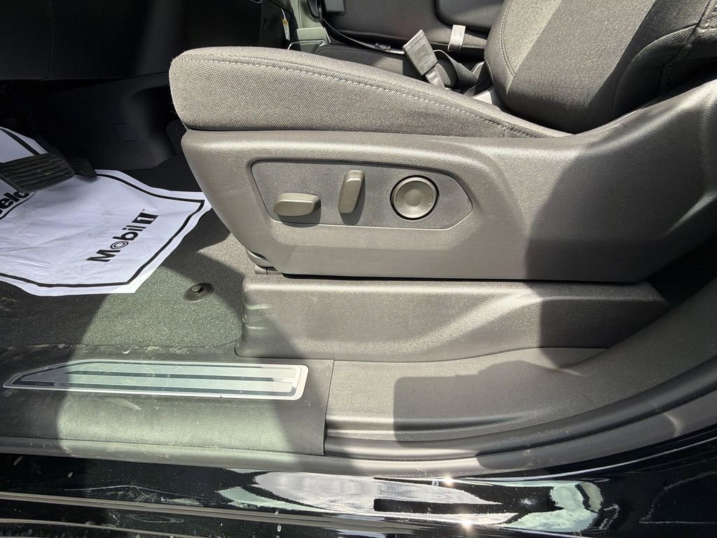 New 2026 Chevrolet Silverado 2500 LT image 18