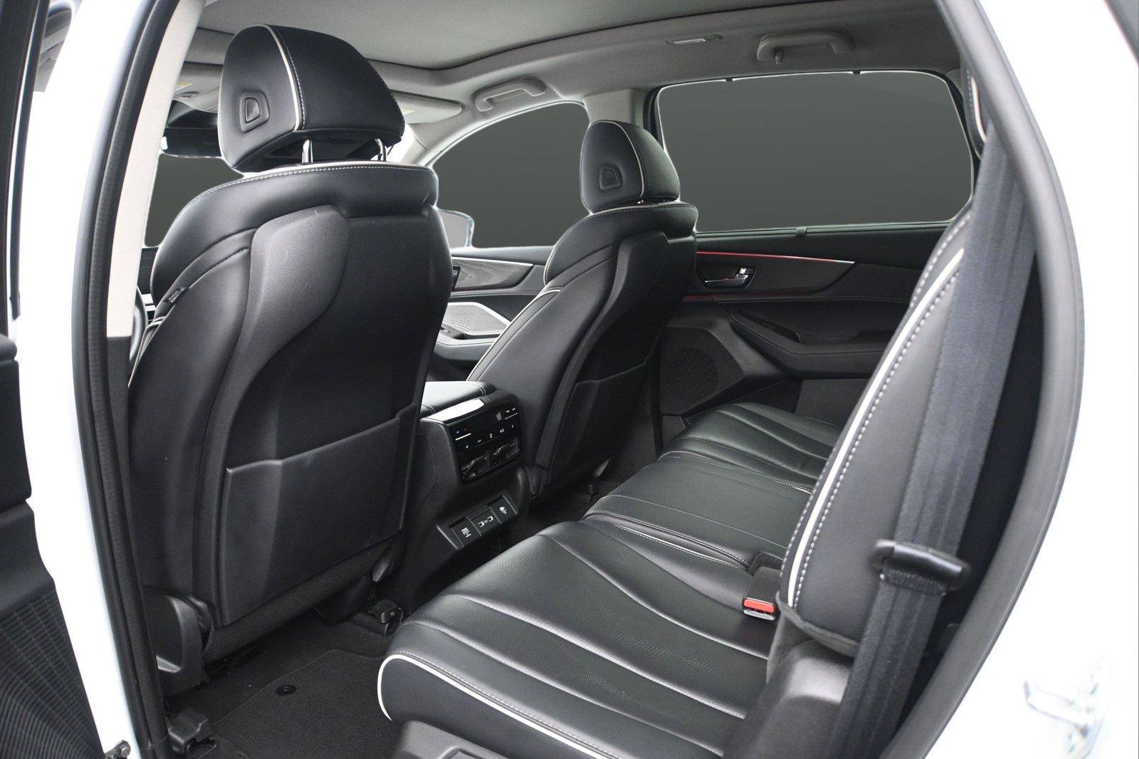 Used 2023 Acura MDX SH-AWD w/ Advance Package image 10