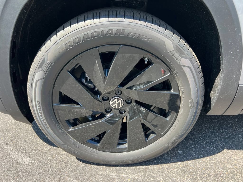 New 2026 Volkswagen Atlas SE FWD image 8