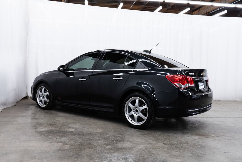 Used 2015 Chevrolet Cruze LTZ w/ Sun, Sound and Sport Package image 4
