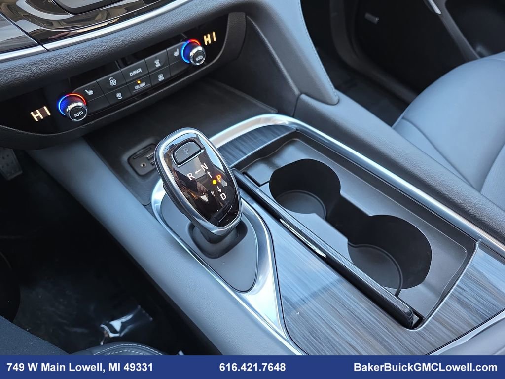 Used 2021 Buick Enclave Essence image 26