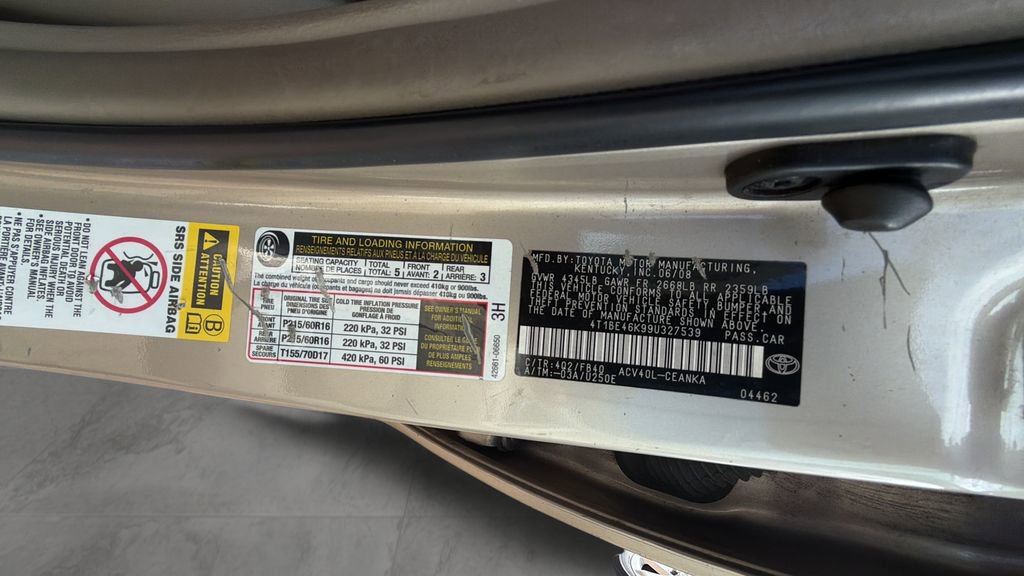 Used 2009 Toyota Camry CE FWD image 25