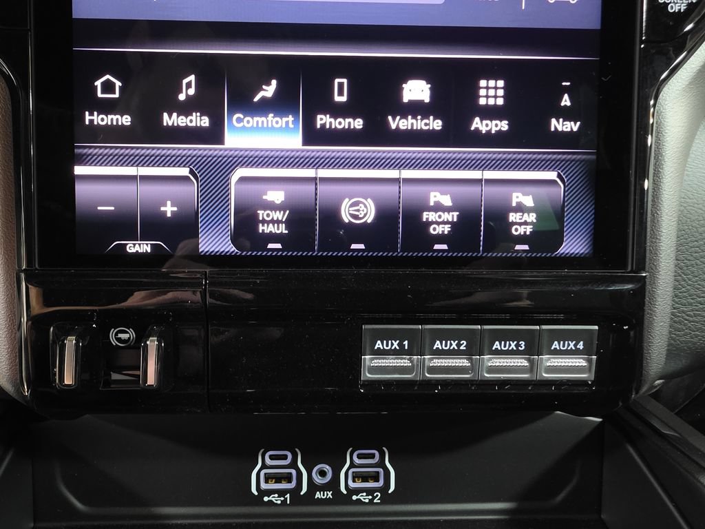 New 2027 RAM 3500 Laramie AWD/4WD image 24