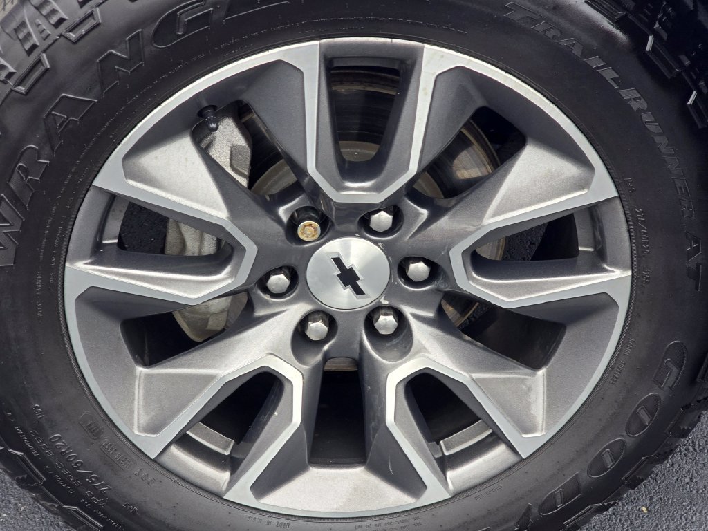 Used 2020 Chevrolet Silverado 1500 RST w/ All-Star Edition AWD/4WD image 10