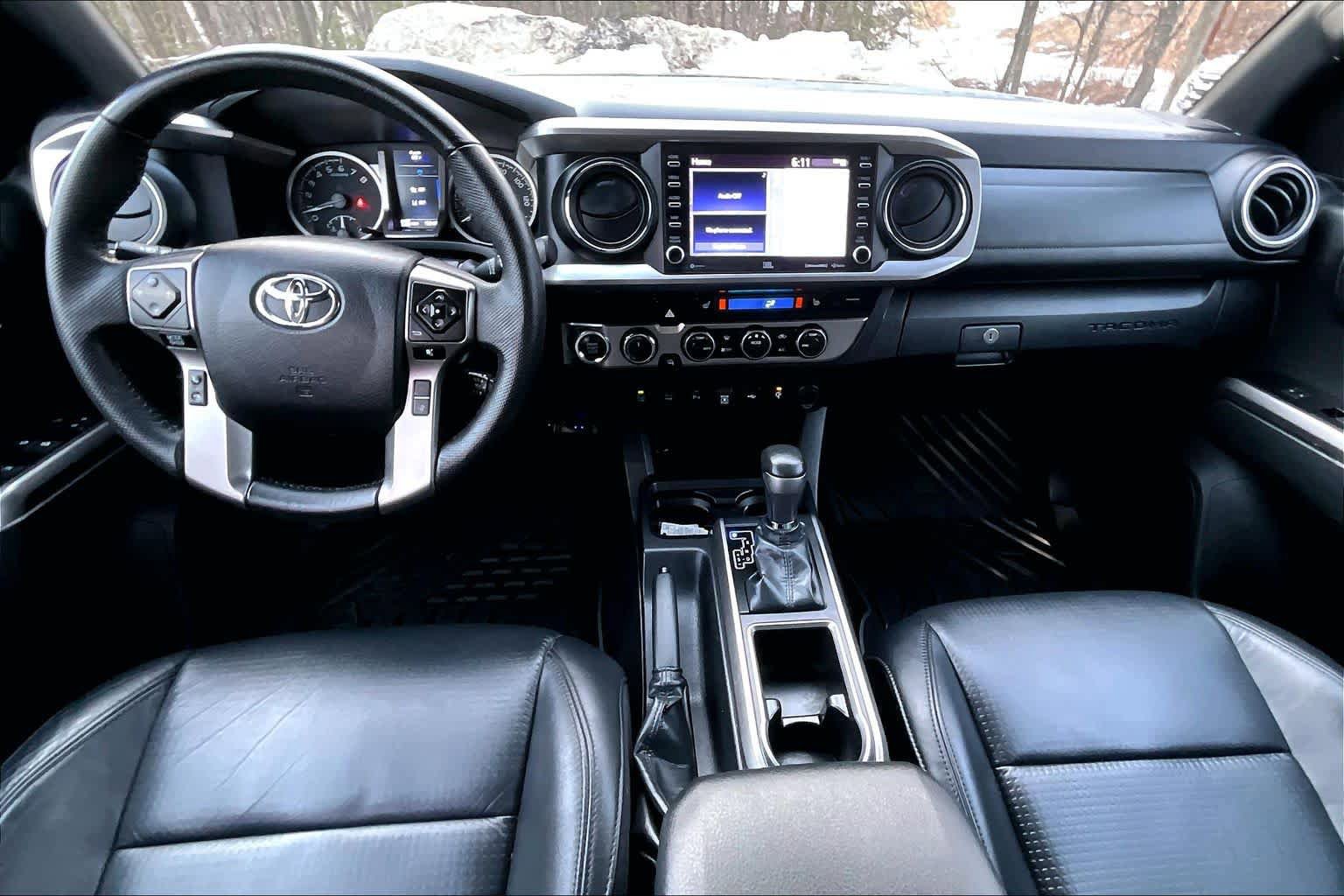 Used 2023 Toyota Tacoma Limited image 15