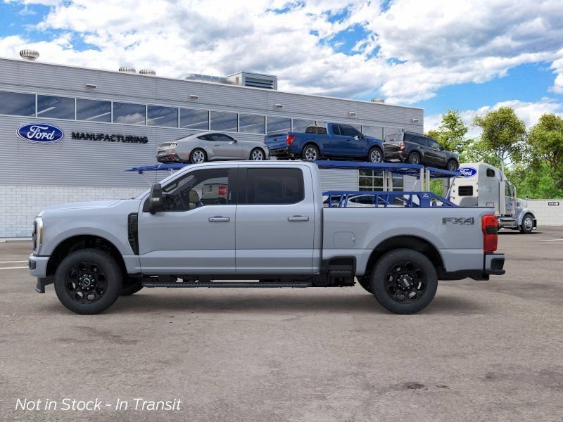 New 2026 Ford F250 Lariat w/ Black Appearance Package AWD/4WD video 3