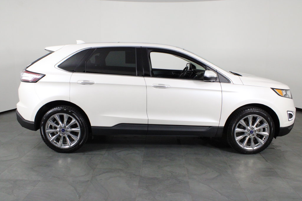 Used 2017 Ford Edge Titanium w/ Equipment Group 301A AWD/4WD image 11