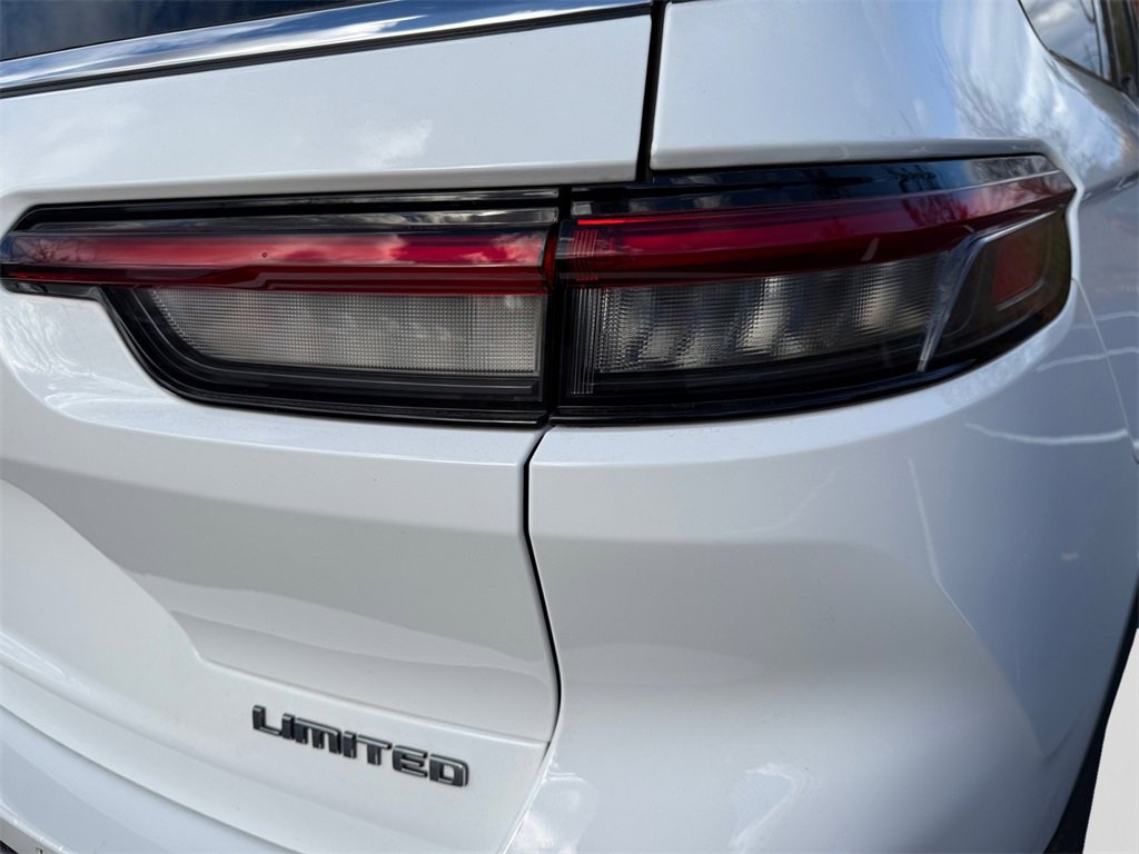 Certified 2022 Jeep Grand Cherokee L Limited image 19