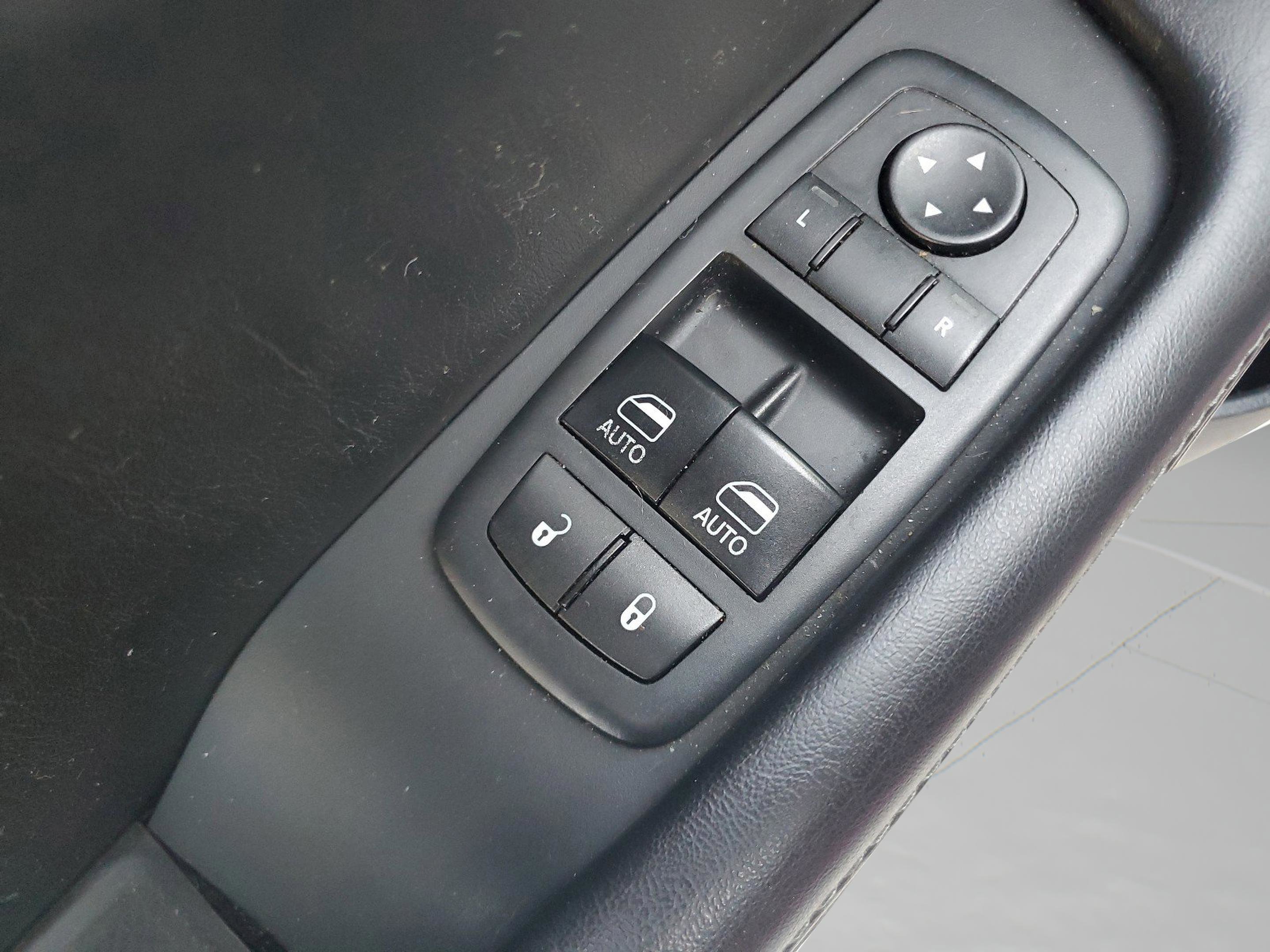 Used 2018 Dodge Challenger SXT Plus image 13