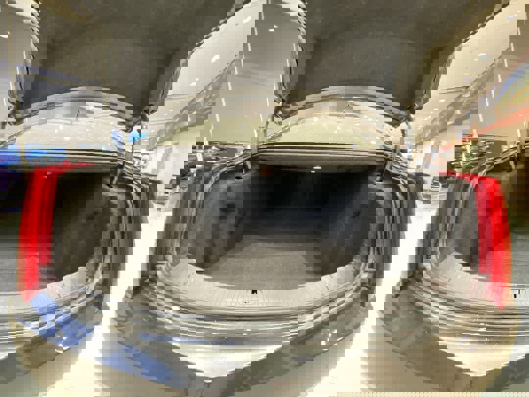 Used 2017 Cadillac XTS Luxury w/ Driver Awareness Package image 27