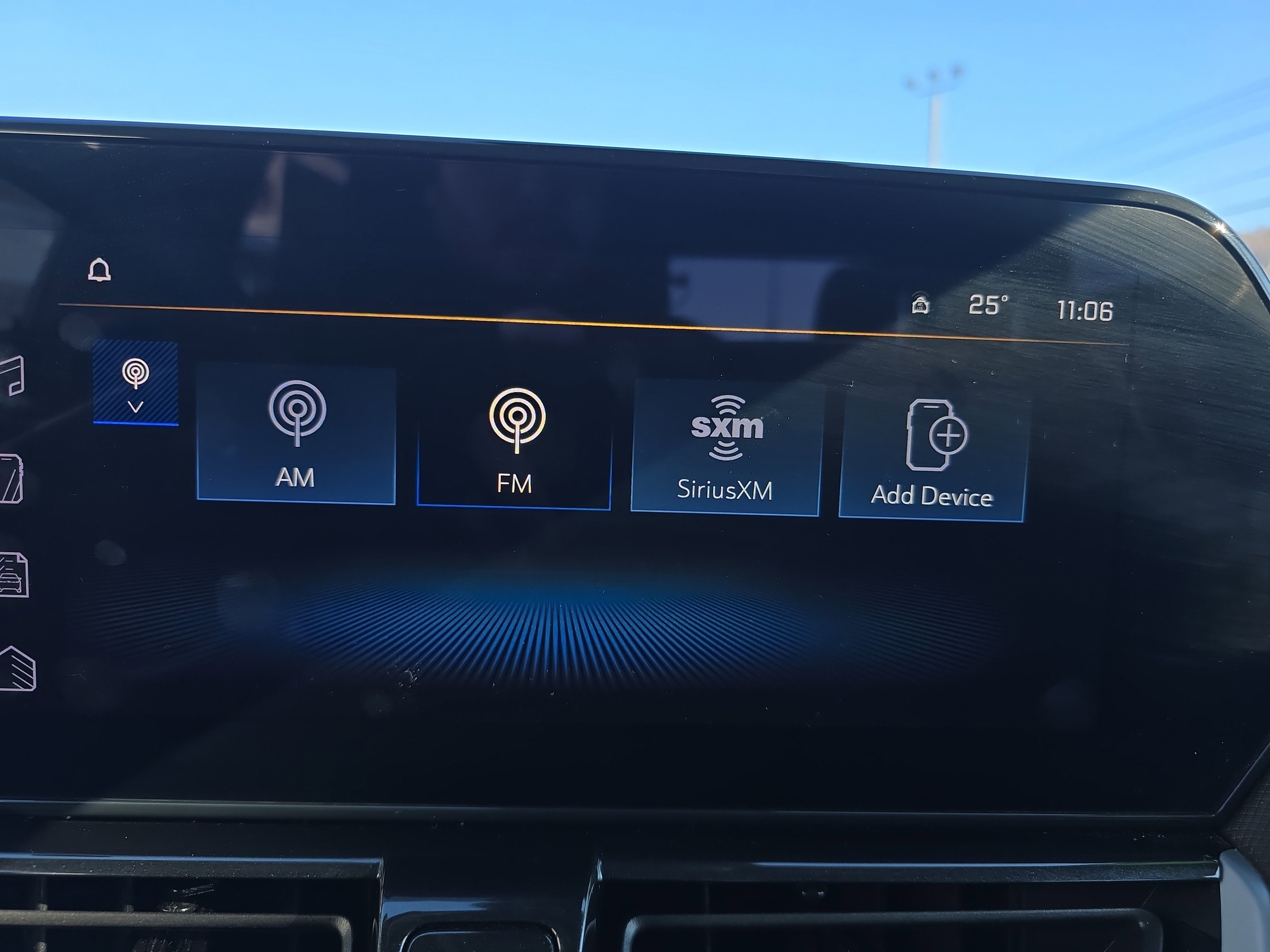 Used 2024 Chevrolet TrailBlazer LT image 27