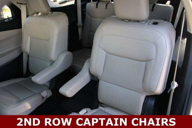 Used 2021 Ford Explorer Limited w/ Equipment Group 301A AWD/4WD image 9