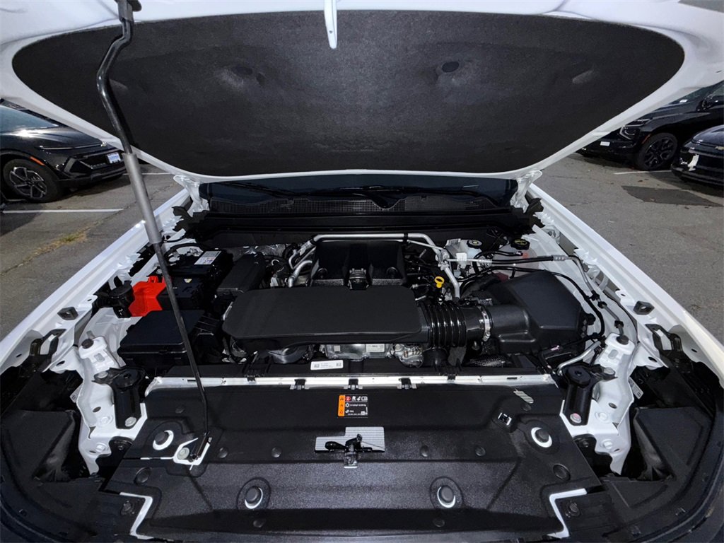 Used 2025 Chevrolet Colorado W/T w/ WT Custom Package image 23