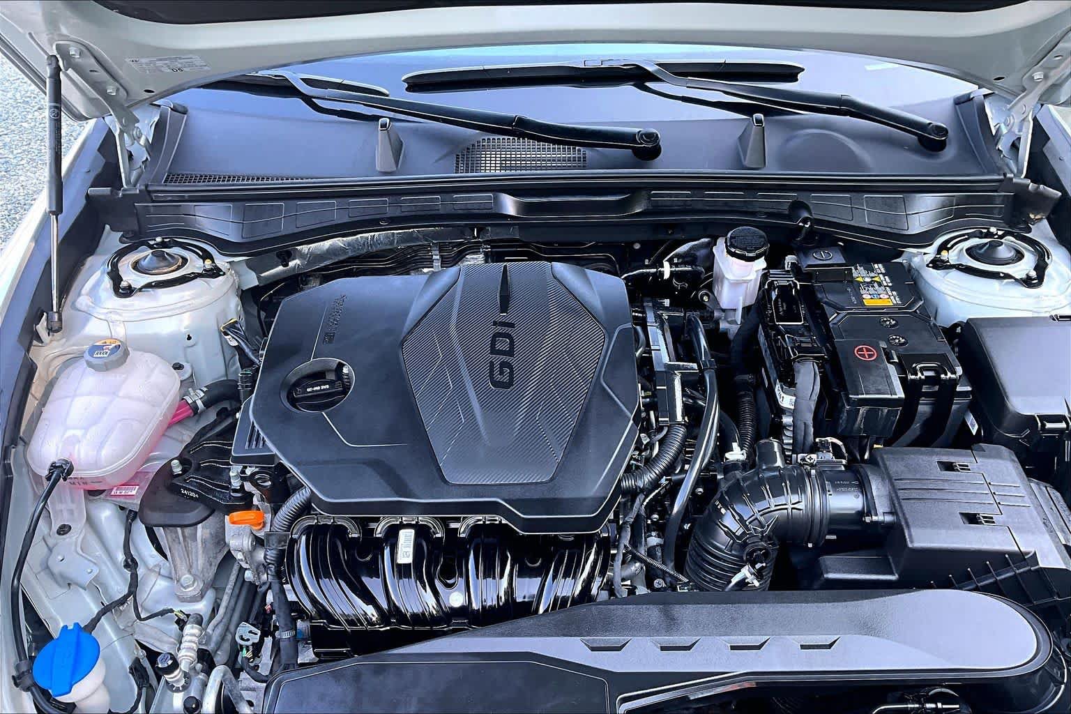 Used 2025 Hyundai Sonata SEL FWD image 32
