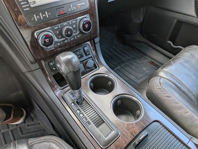 Used 2015 Chevrolet Traverse LTZ image 16