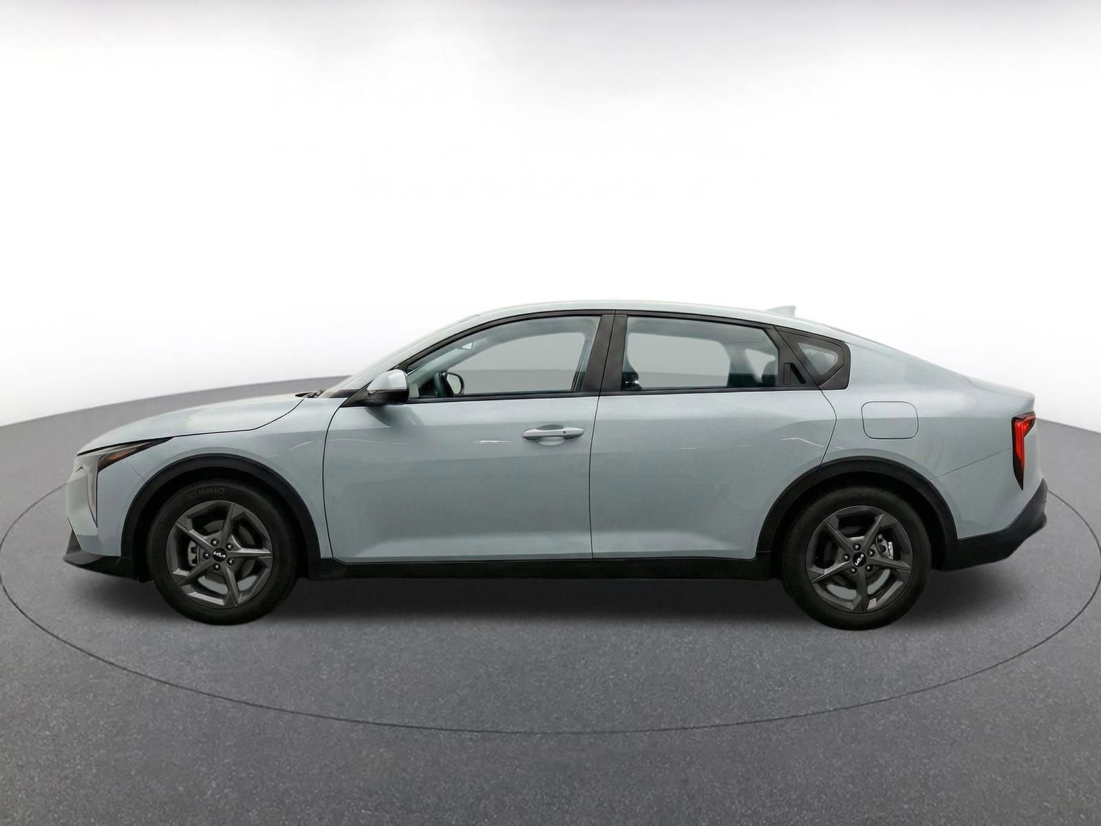 Used 2025 Kia K4 FWD image 4