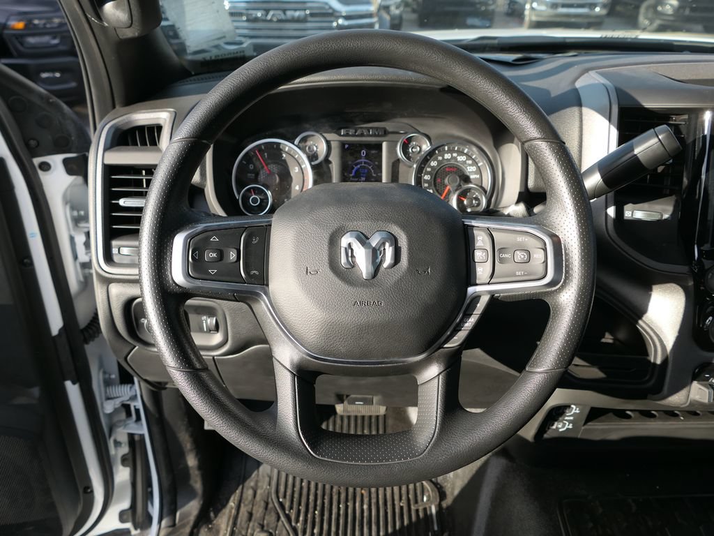 New 2025 RAM 4500 Tradesman RWD image 18