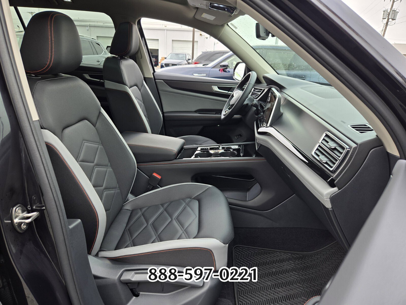 Certified 2025 Volkswagen Atlas Peak Edition SE image 20