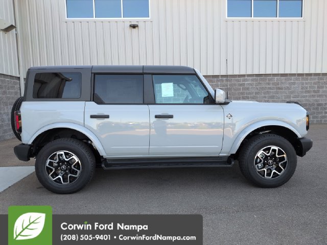 New 2026 Ford Bronco Outer Banks AWD/4WD image 2