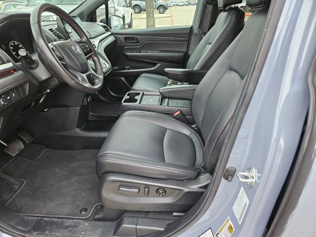 Used 2025 Honda Odyssey Sport-L image 11