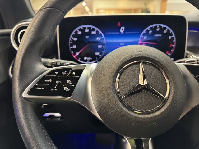 Certified 2025 Mercedes-Benz GLC 300 image 17
