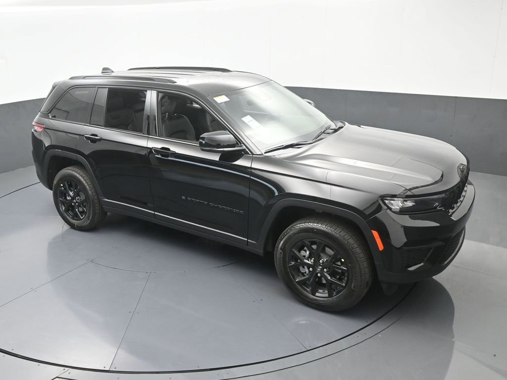 New 2025 Jeep Grand Cherokee Altitude image 46