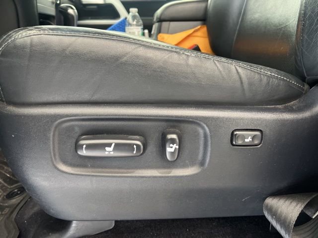 Used 2016 Toyota Land Cruiser AWD/4WD image 17