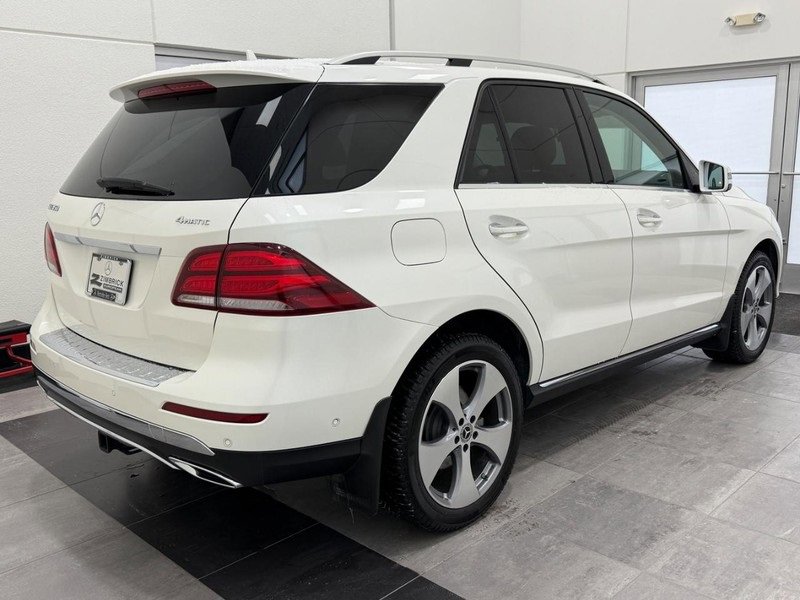 Used 2018 Mercedes-Benz GLE 350 4MATIC image 2