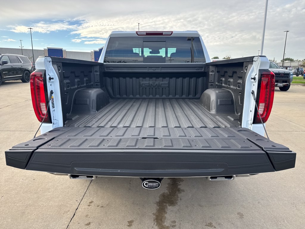 New 2026 GMC Sierra 1500 SLT w/ SLT Convenience Package AWD/4WD image 11