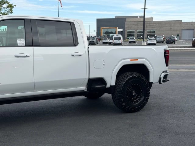 Used 2024 GMC Sierra 3500 AT4 w/ AT4 Premium Plus Package AWD/4WD image 10