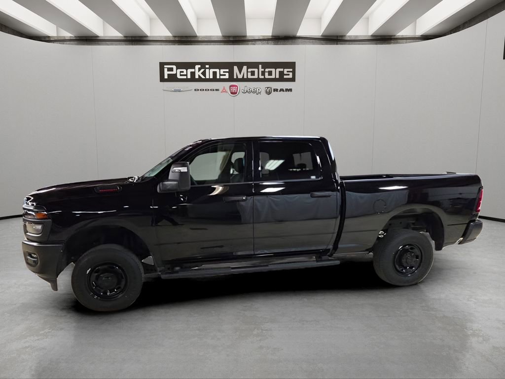 Used 2025 RAM 2500 Tradesman AWD/4WD image 2