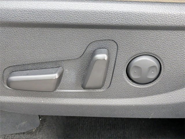 Used 2019 Hyundai Santa Fe SEL image 17