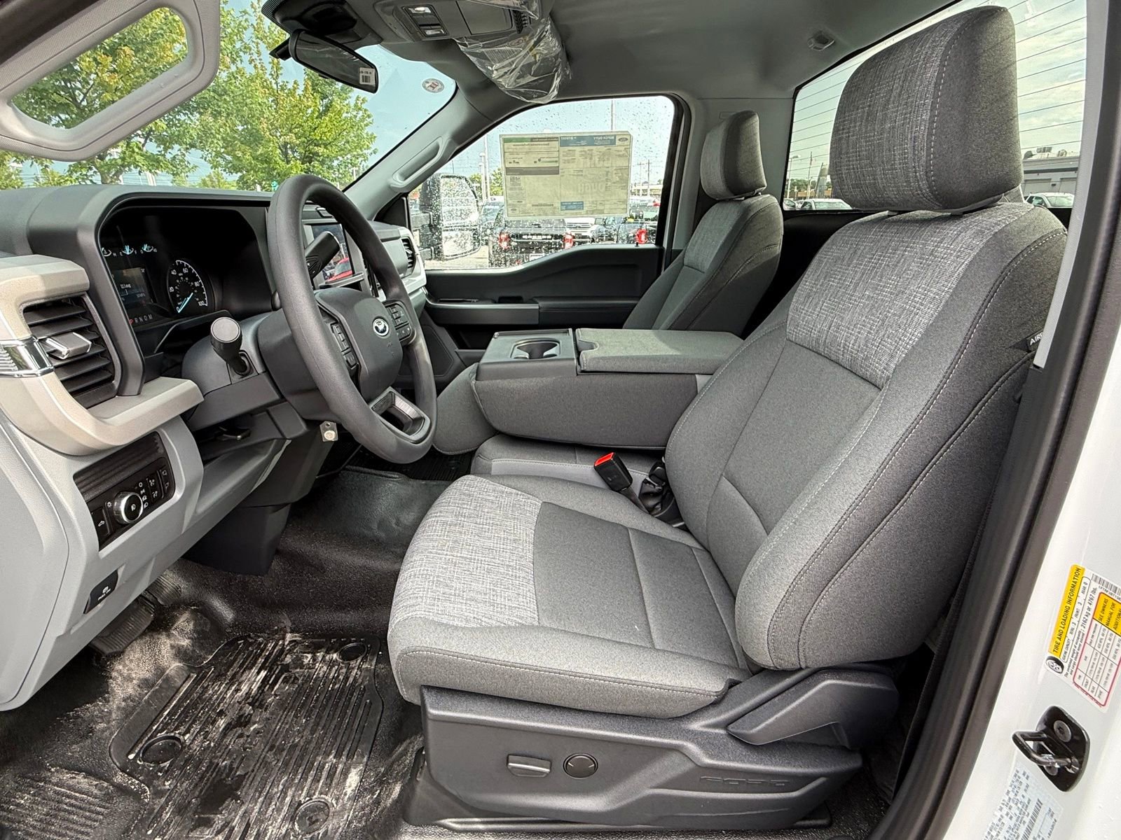 New 2026 Ford F350 XLT w/ FX4 Off-Road Package image 14