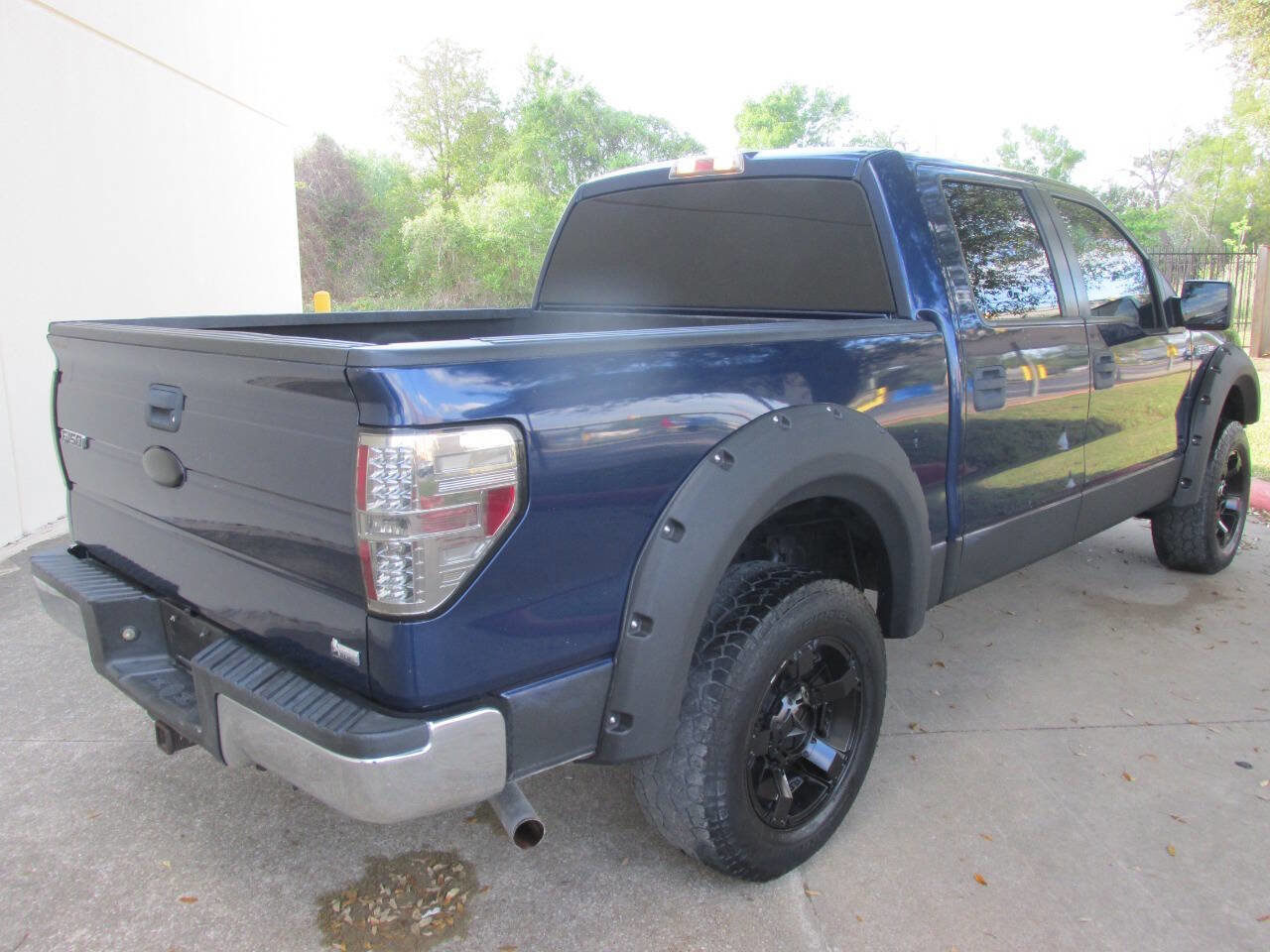 Used 2010 Ford F150 Lariat image 7