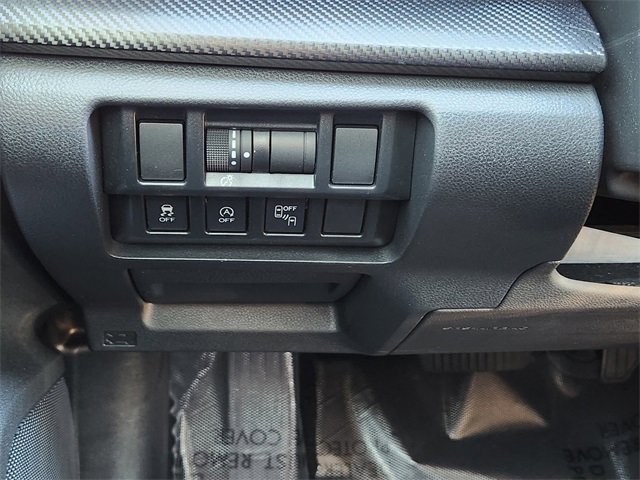 Used 2021 Subaru Crosstrek 2.0i Premium w/ Moonroof Package image 23