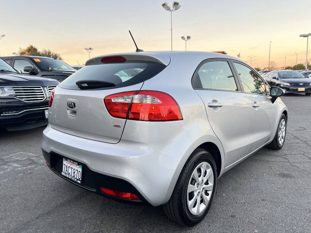 Used 2013 Kia Rio LX w/ PWR Pkg FWD image 7