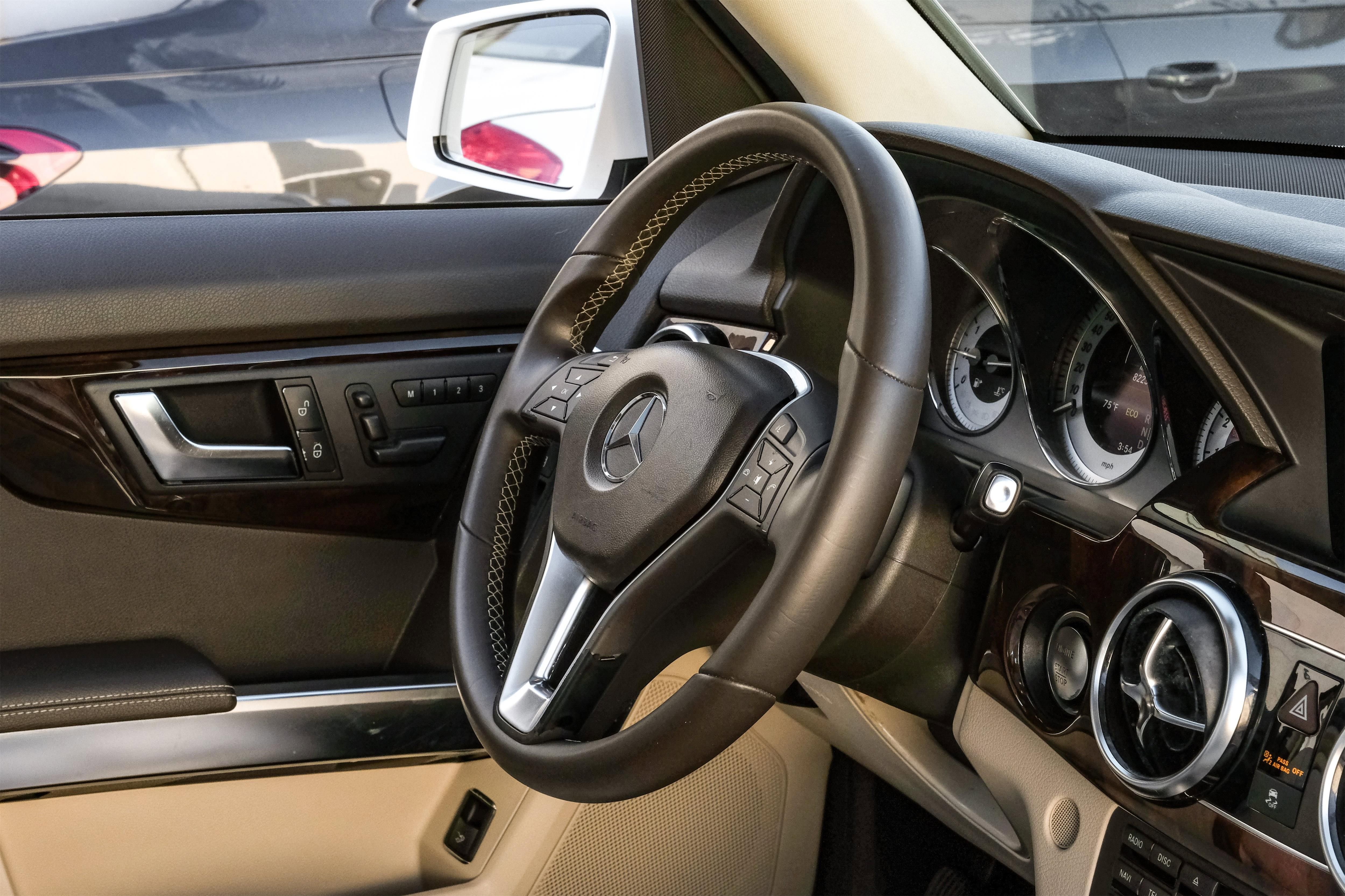 Used 2013 Mercedes-Benz GLK 350 2WD image 13