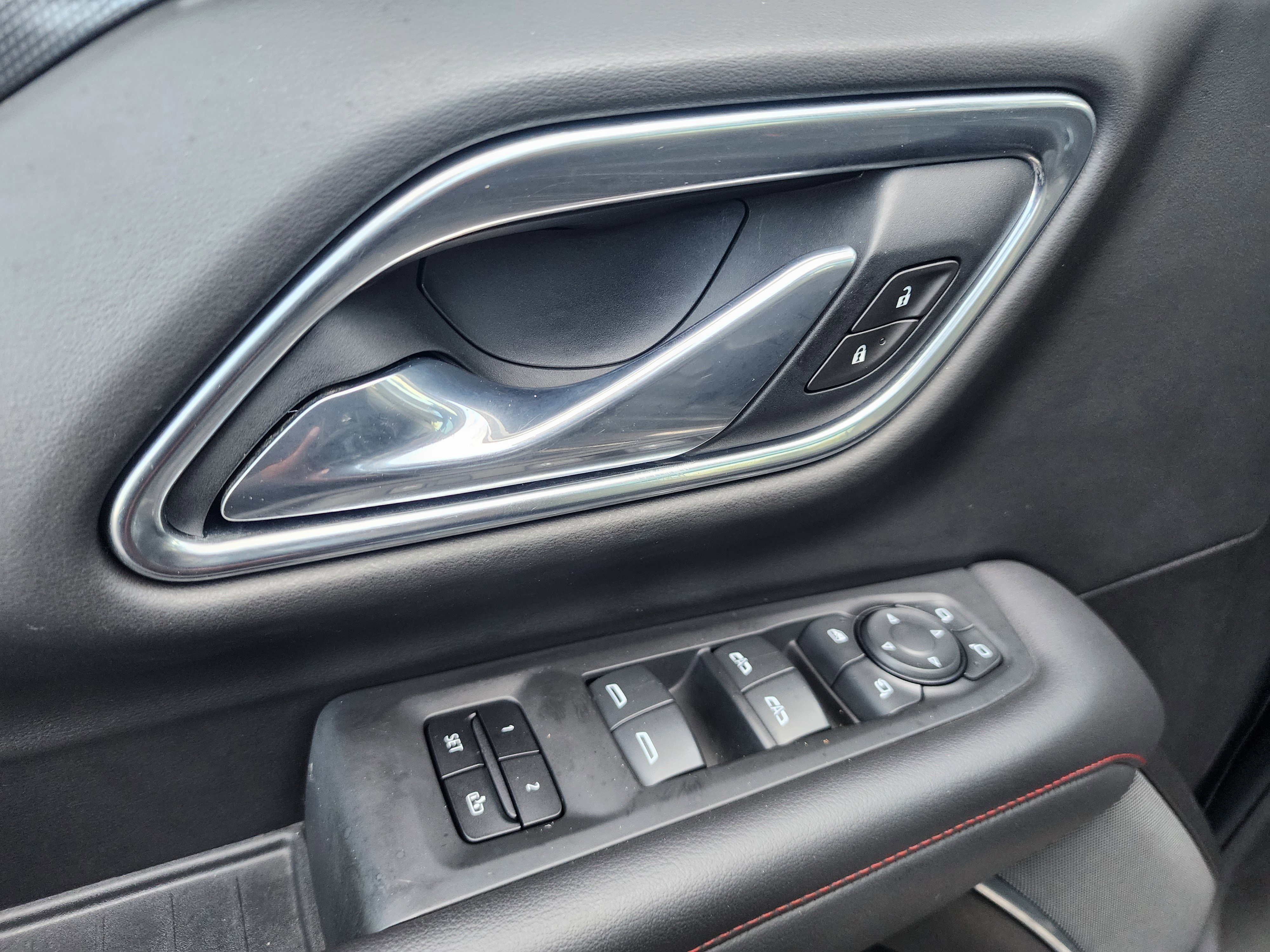 Used 2021 Chevrolet Tahoe RST w/ Luxury Package image 26