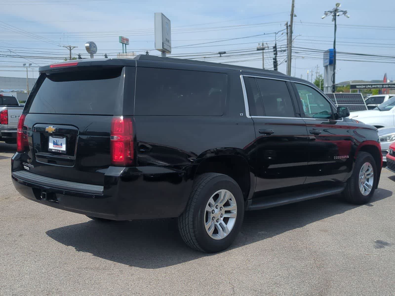 Used 2020 Chevrolet Suburban LT image 8
