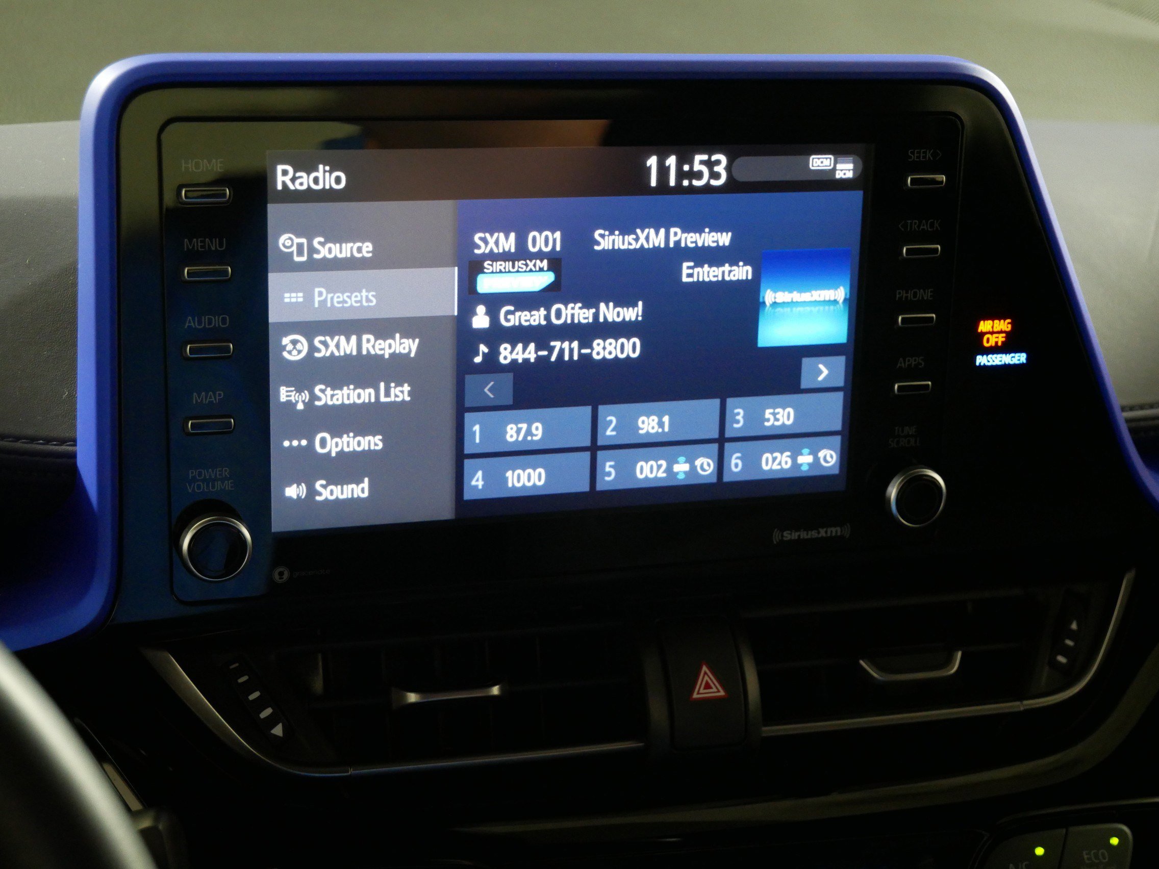 Used 2020 Toyota C-HR XLE FWD image 22
