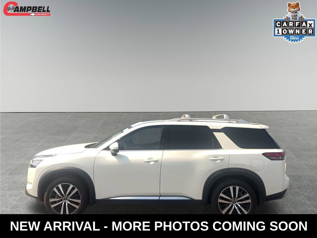 Used 2024 Nissan Pathfinder Platinum w/ Cargo Package image 2
