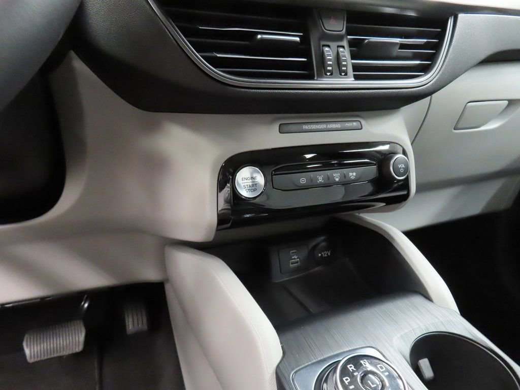 Used 2023 Ford Escape SE image 51