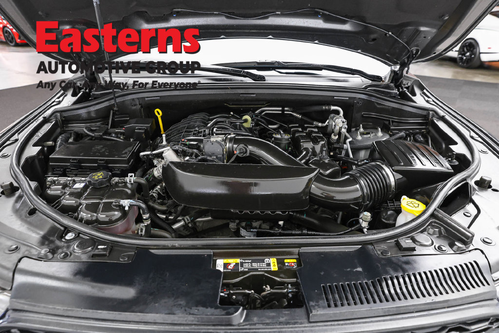 Used 2025 Dodge Durango GT RWD image 8
