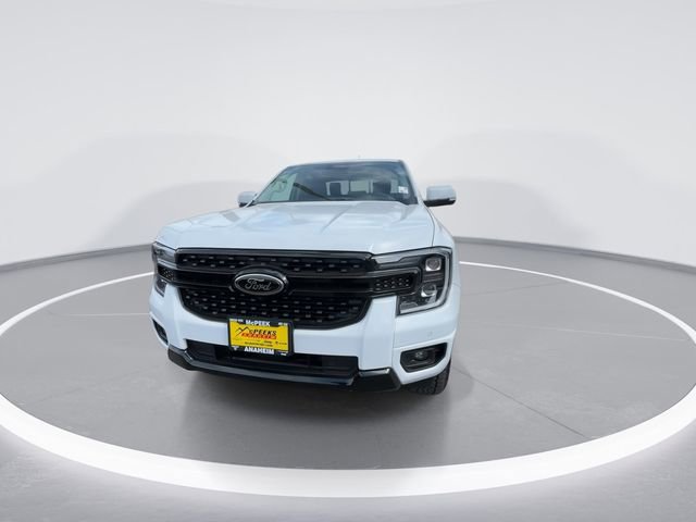 Used 2025 Ford Ranger Lariat w/ FX4 Off-Road Package image 3