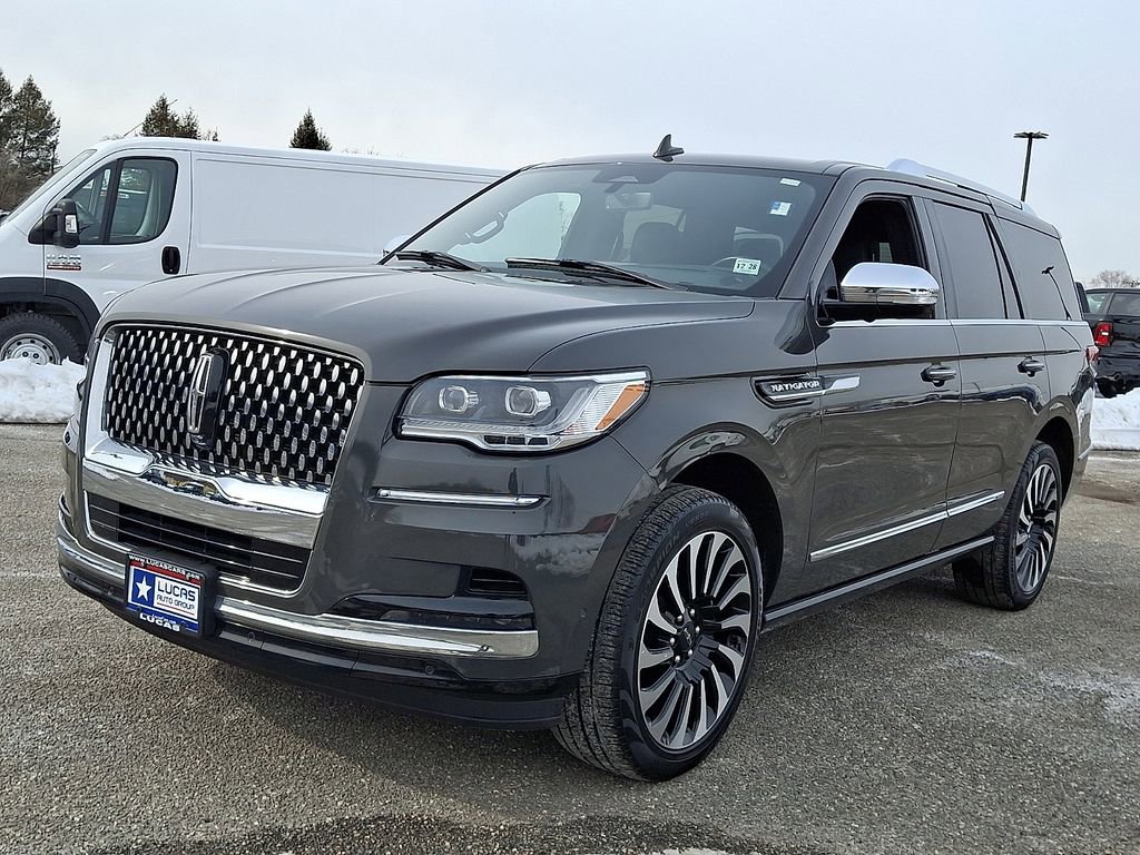 Used 2023 Lincoln Navigator Black Label AWD/4WD image 5